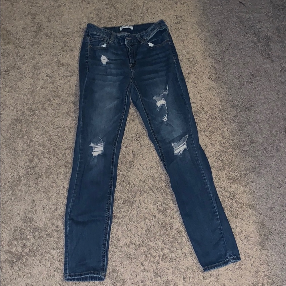 Size 6 Refuge Jeans